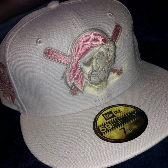 Exclusive Pittsburgh Pirates Fitted 